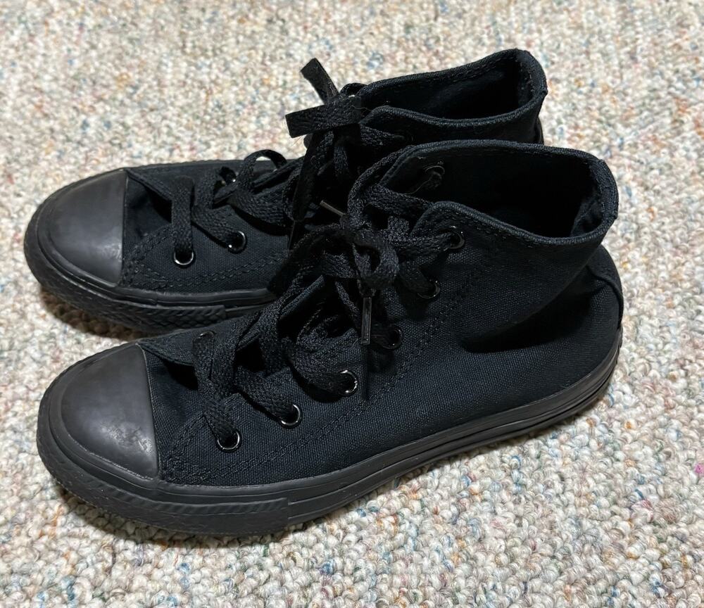 Converse Chuck Taylor All Star High Top Black Canvas Lace-Up Sneakers US Youth 1
